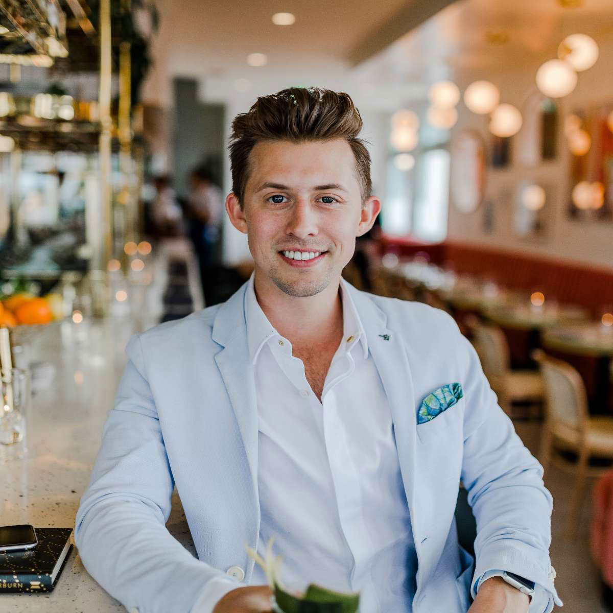 Leadership - Guy at Bar-square Leadership
